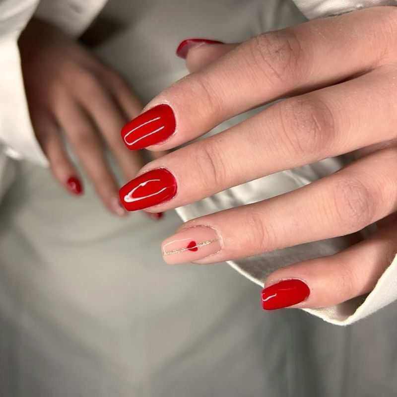 ongle rouge coeur Mélanie Beauté